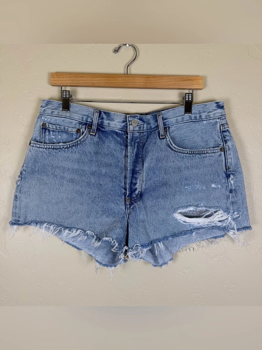 AGOLDE Parker Distressed Denim Cutoff Shorts Light Wash 100% Organic Cotton 30